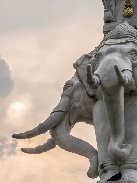 象の大理石像 — ストック写真