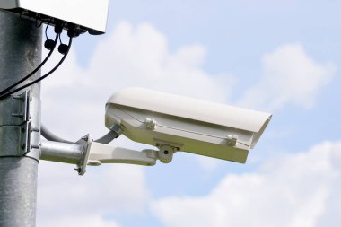 CCTV ve hüzünlü müzik
