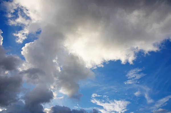 Clouds on blue sky — Stock Photo, Image