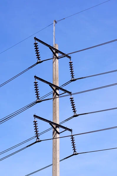 Poste de eletricidade em azul — Fotografia de Stock