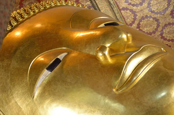 Голова Будди Wat Pho — стокове фото