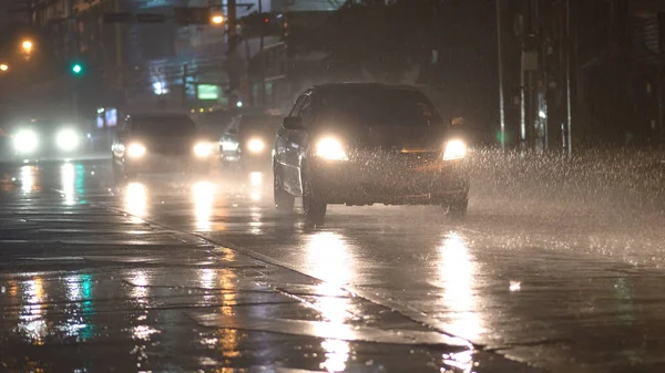 Car in rain — Stock Photo, Image