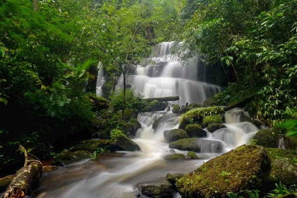 Waterfall in forest — Stock Photo, Image