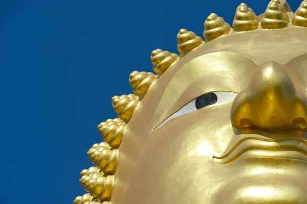 Budha thailand de oro — Foto de Stock