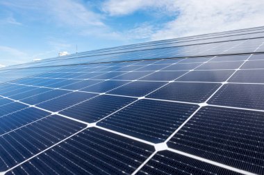 kadar güneş çatı kapatın