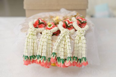 Düğün garland Tay tarzı