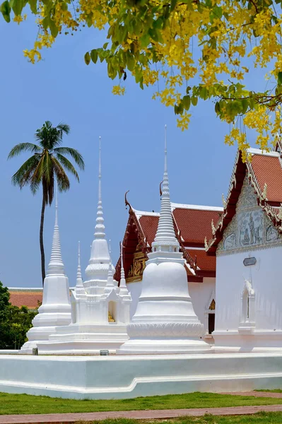 Templo budista de Wat Uposatharam Uthai Thani —  Fotos de Stock