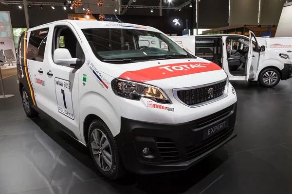 Nowy Peugeot Expert Van — Zdjęcie stockowe