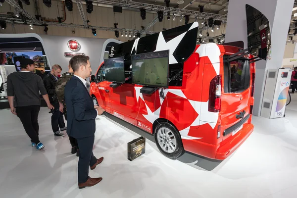 Nissan Gaming Van na Iaa 2016 — Zdjęcie stockowe