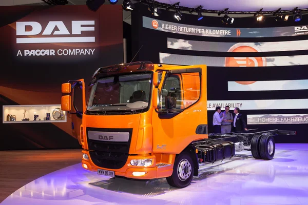 DAF Lf 210 Euro 6 vrachtwagen — Stockfoto
