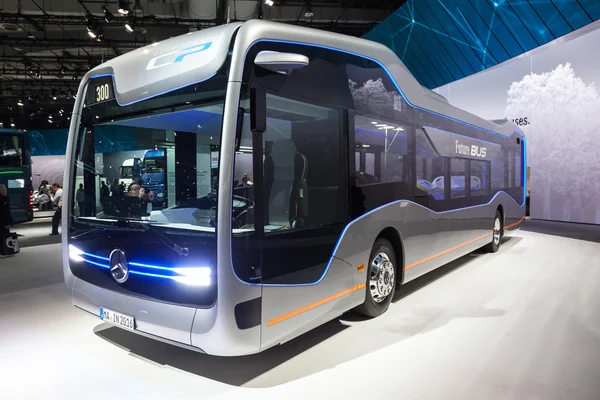 Autobus futuro Mercedes Benz — Foto Stock