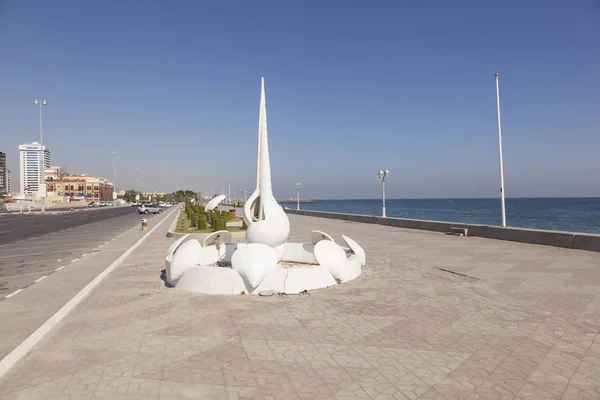 Promenáda v Fudžajra, Spojené arabské emiráty — Stock fotografie