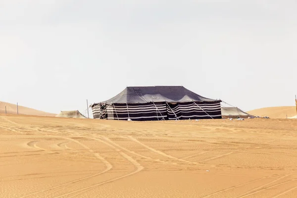 Woestijn kamp in Liwa oase — Stockfoto
