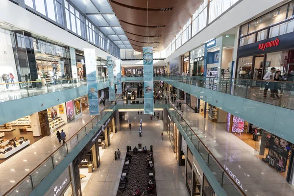 Interieur van de Dubai Mall — Stockfoto