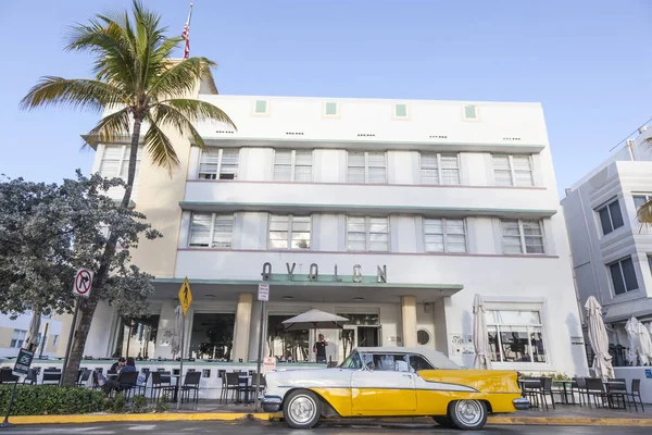 Vintage Car en Miami —  Fotos de Stock