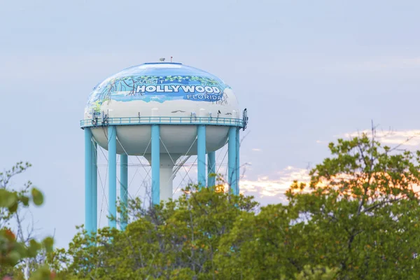 Water Tower in Hollywood, Florida — Stock Photo, Image