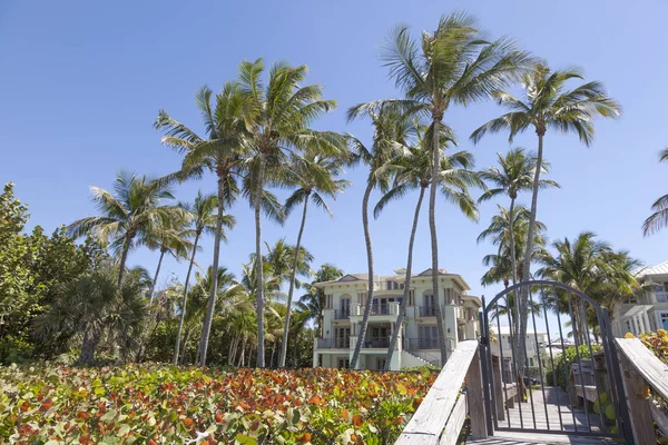 Villa in neapel, florida — Stockfoto