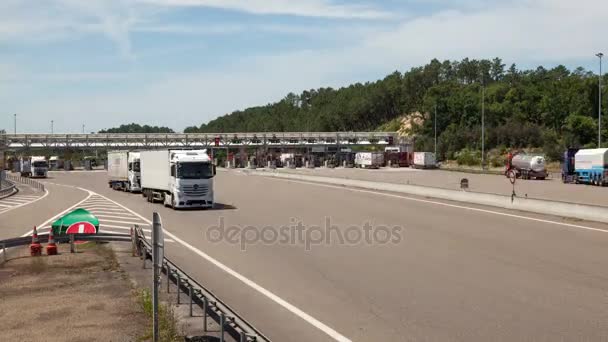 Toll gate on the highway — Stock Video