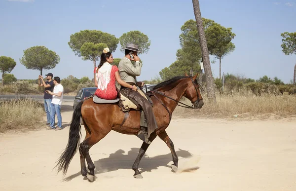 Pielgrzymi na koniu w El Rocio, Hiszpania — Zdjęcie stockowe