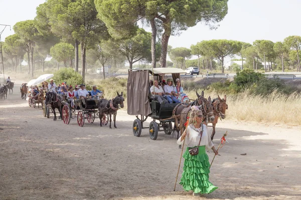 Pelgrims op de weg naar El Rocio, Spanje — Stockfoto