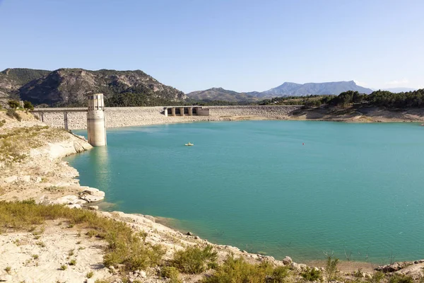 Wasserreservoir el chorro, alora, spanien — Stockfoto