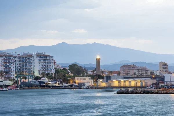 灯塔在埃斯特波纳。西班牙马拉加省 — 图库照片