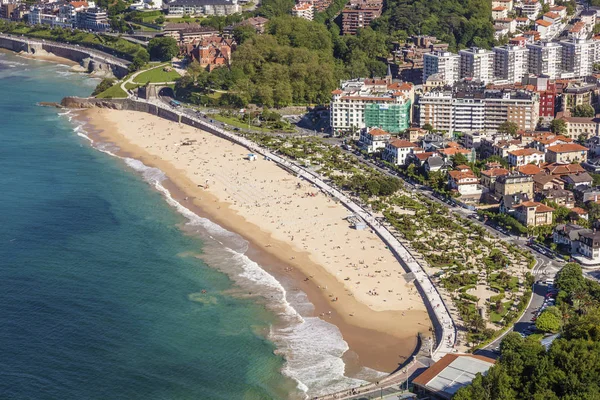 Playa de Ondarreta beach in San Sebastian, Spanje — Stockfoto