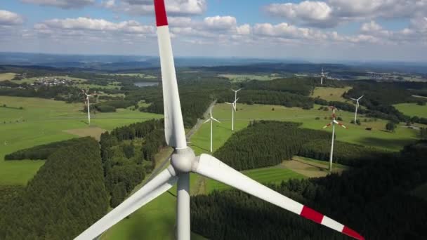 Windräder für saubere Energie — Stockvideo