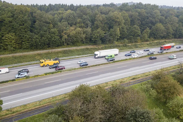 Alman autobahn üzerinde trafik sıkışıklığı — Stok fotoğraf