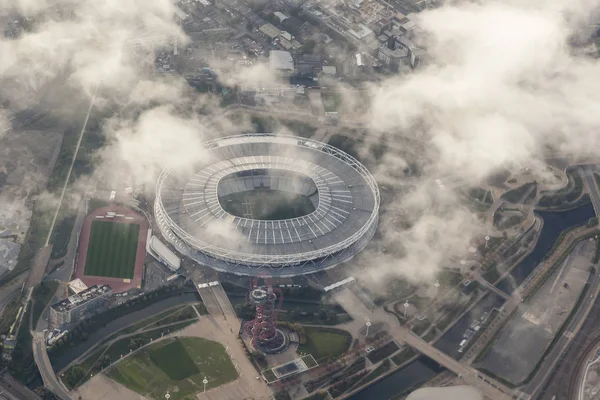 A légi felvétel a londoni stadion — Stock Fotó