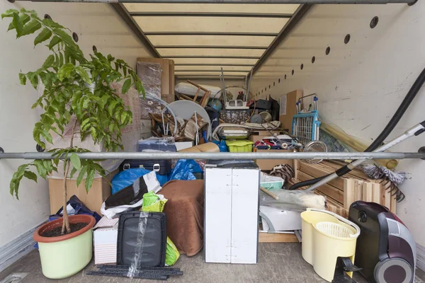 Full moving truck — Stock Photo, Image