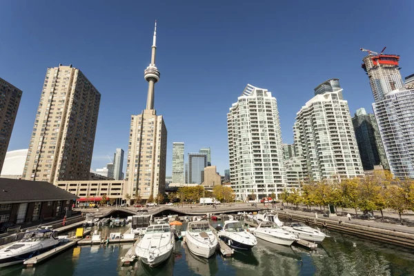 Marina in Toronto downtown, Canada — Stock Photo, Image