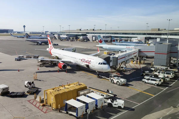 Aeropuerto Internacional Toronto Pearson — Foto de Stock