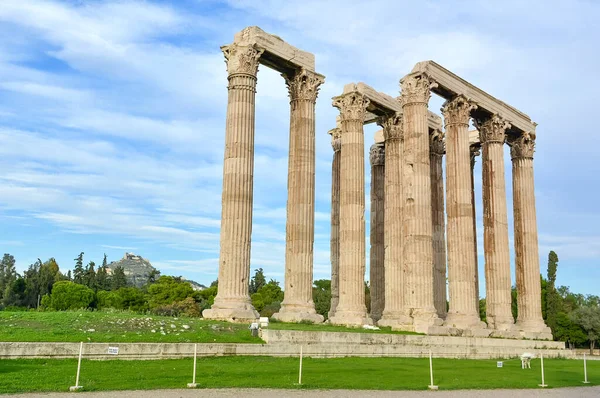 Temple of Olympian Zeus or the Olympieion a greatest monument of Greece — 图库照片
