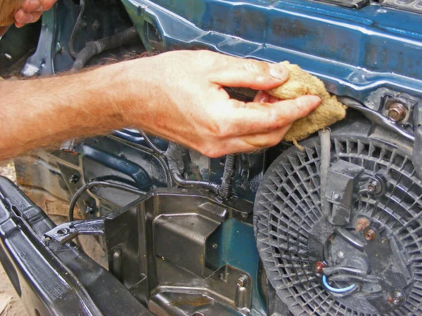 Concepto Reparación Automóviles Mano Hombre — Foto de Stock