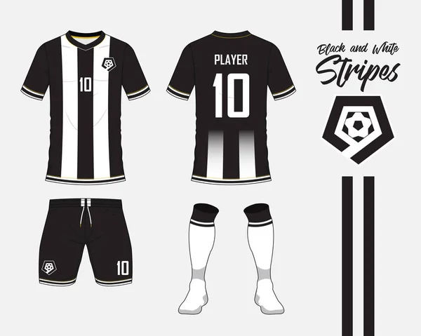 Fotboll jersey eller fotboll kit samling i svarta och vita ränder koncept. Fotbollströja mock upp. Fram och bak Visa fotboll enhetliga. Fotboll logo i platt design. Vektor. — Stock vektor