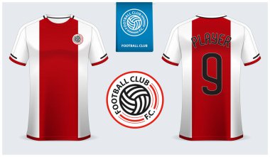 Futbol forması ya da spor kulübü için futbol takımı şablonu tasarımı. Futbol tişörtü spor modeli. Yarısı kırmızı, yarısı beyaz futbol üniforması önü ve arkası manzaralı. Düz futbol logosu tasarımı. Vektör