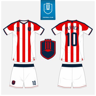 Futbol forması ya da spor kulübü için futbol takımı şablonu tasarımı. Futbol tişörtü sporu, şortlar uydurma. Futbol forması ön tarafta, arka planda. Düz dizaynlı futbol logosu. Vektör İllüstrasyonu.