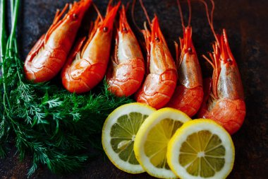 Limon ve Yeşiller karides yakın çekim