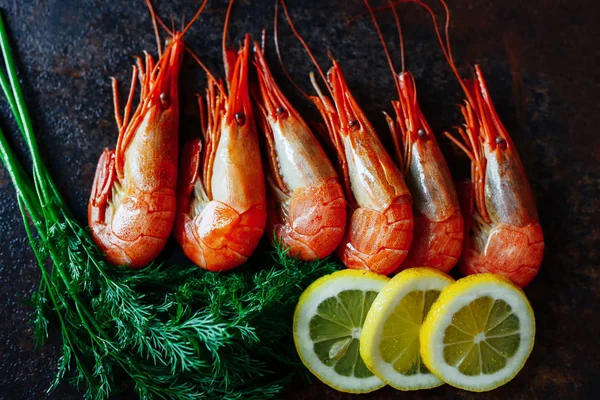 Karides ve yengeç et