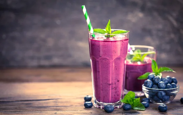 Frischer Blaubeer Smoothie Glas — Stockfoto