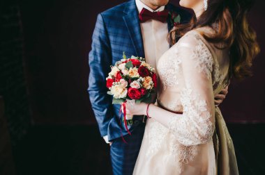 Güzel gelin ve damat ile buket weddin