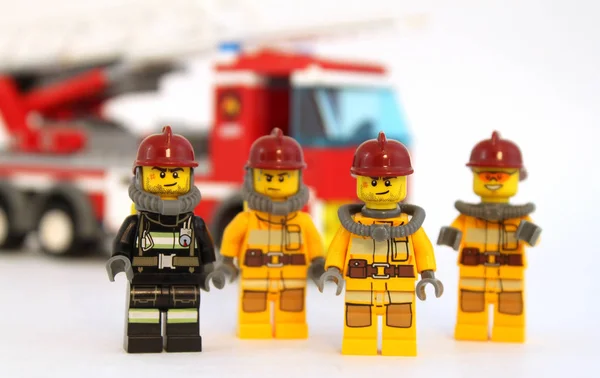 Minifigure di salvataggio pompiere — Foto Stock