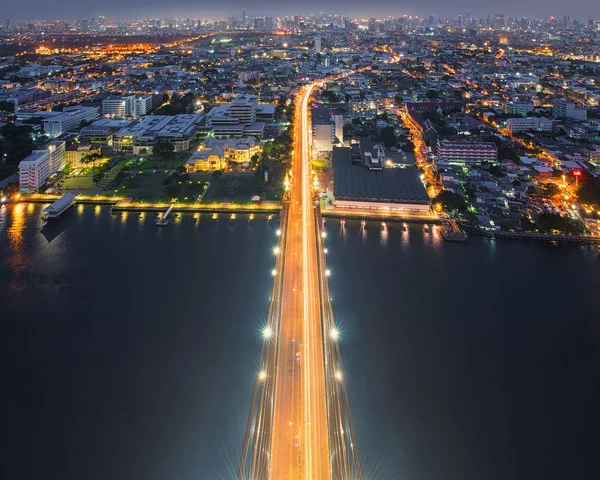 La parte superior del puente Rama VIII, Bangkok, Tailandia — Foto de Stock