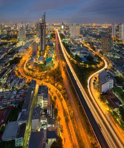 Trident of Sathorn Road, Бангкок, Таиланд — стоковое фото