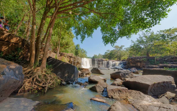 Sekat Su Wat vodopád, Pak Chong District, Nakhon Ratchasima, Tha — Stock fotografie