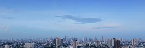 Blue sky over Bangkok City at dusk, Thailand — Stock Photo, Image