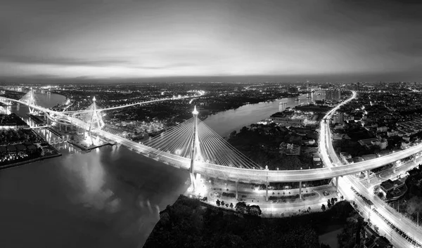 Bhumibol Bridge, Bangkok, Thaïlande — Photo