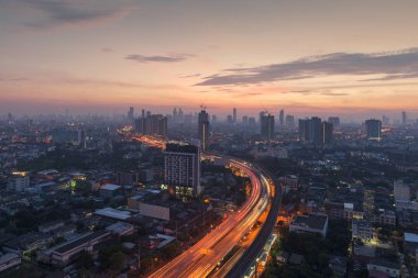 Bangkok şehir, gece, Tayland için gün içinde gökdelenler