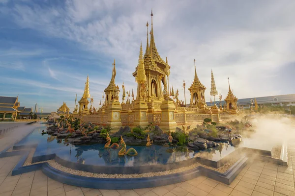 Exposition royale de crémation de Sa Majesté le roi Bhumibol Adulyade — Photo